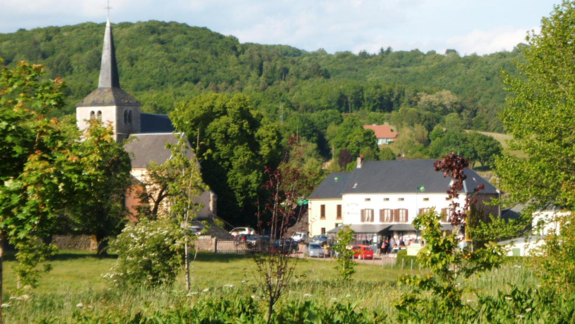 A La Cabane Des Bois Dessus Tiny Gite Alligny-en-Morvan Bagian luar foto