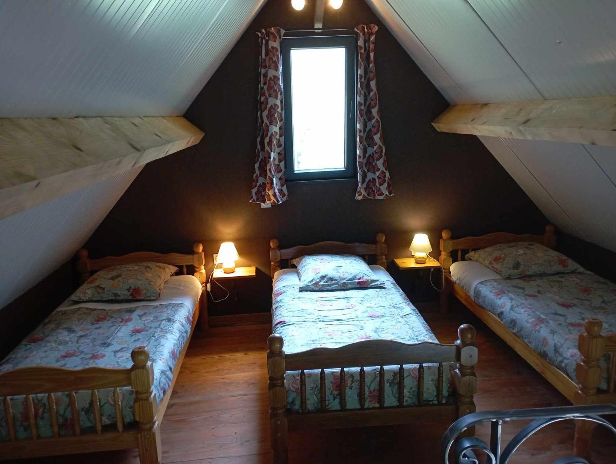 A La Cabane Des Bois Dessus Tiny Gite Alligny-en-Morvan Bagian luar foto